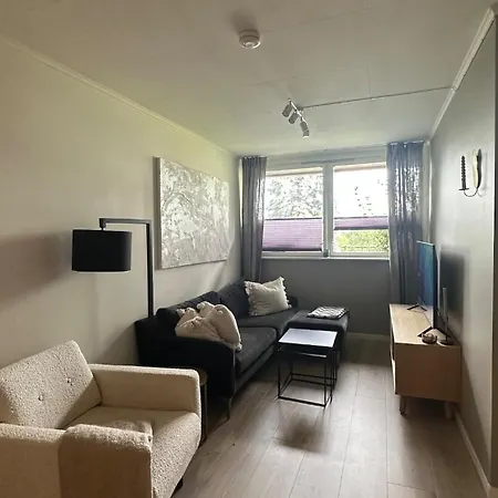 One Bedroom Close To Asker Centrum